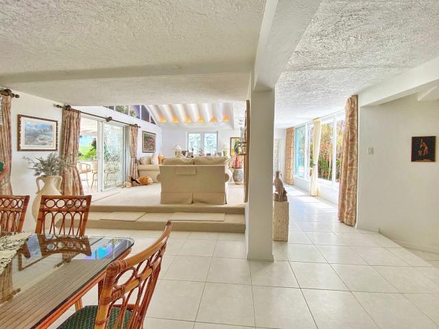 Bella Vista Upton Barbados For Sale Living Room and Main Entrance