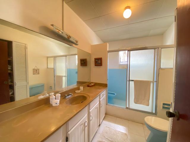 Ocean Manor and Apartments Silver Sands Barbados For Sale Apartment 2 Bathroom 1